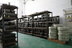 五金冲压模具质量是怎么提升？15年实力厂家锐硕五金告诉您！